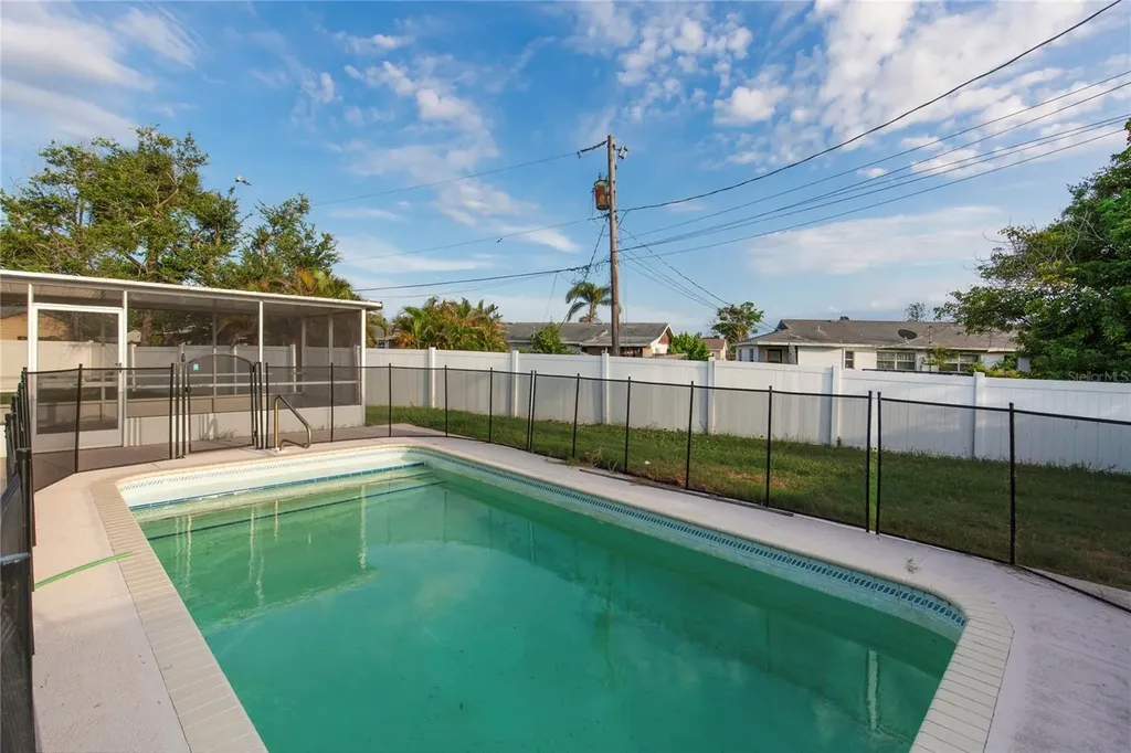 2415 15th Street W Palmetto FL 34221