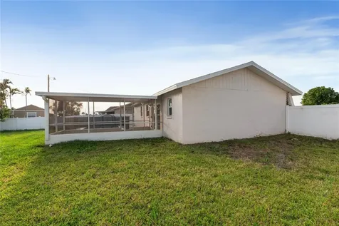 2415 15th Street W Palmetto FL 34221