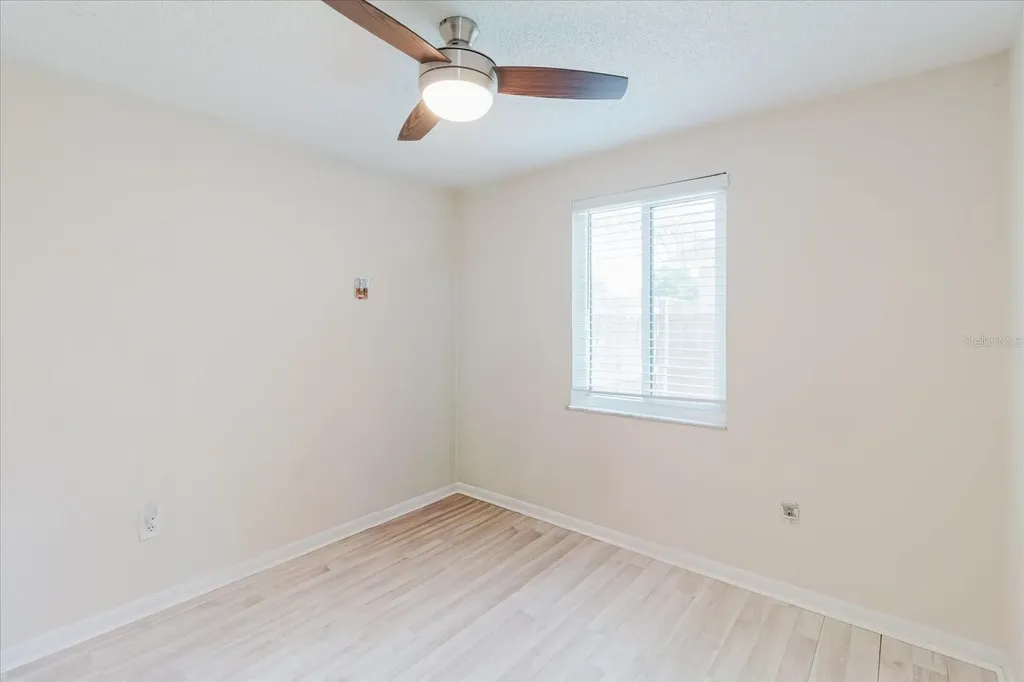 2207 Selkirk Street Valrico FL 33594