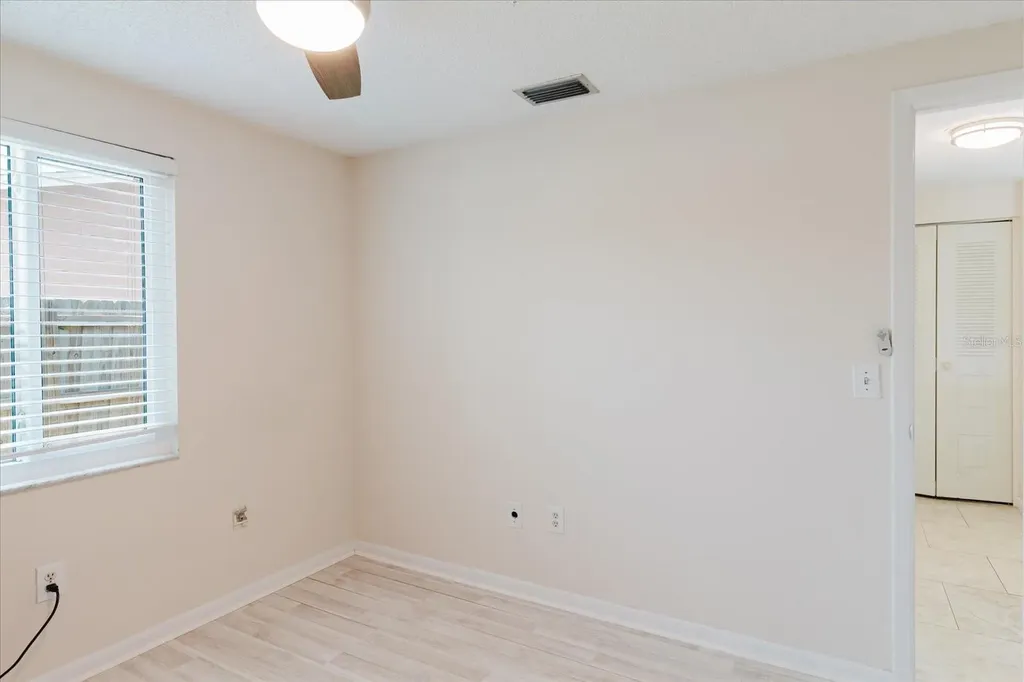 2207 Selkirk Street Valrico FL 33594