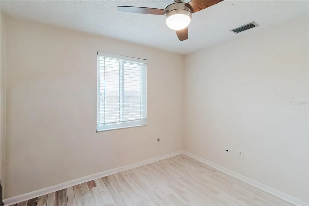 2207 Selkirk Street Valrico FL 33594