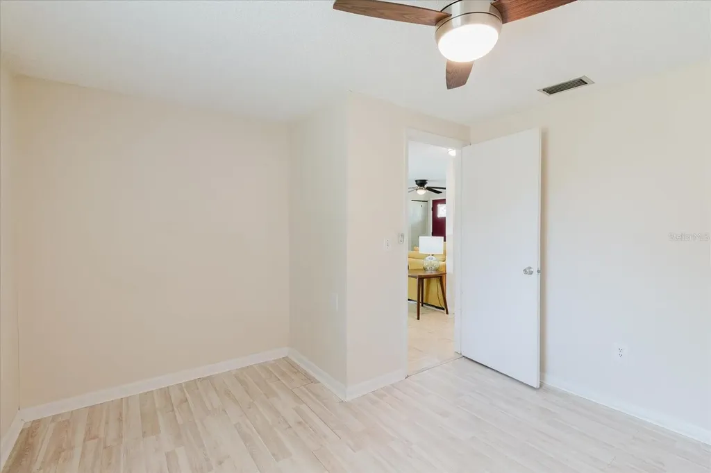 2207 Selkirk Street Valrico FL 33594