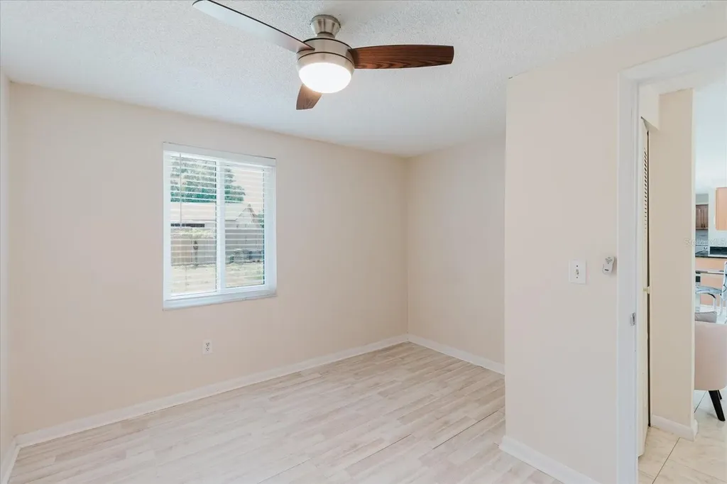 2207 Selkirk Street Valrico FL 33594