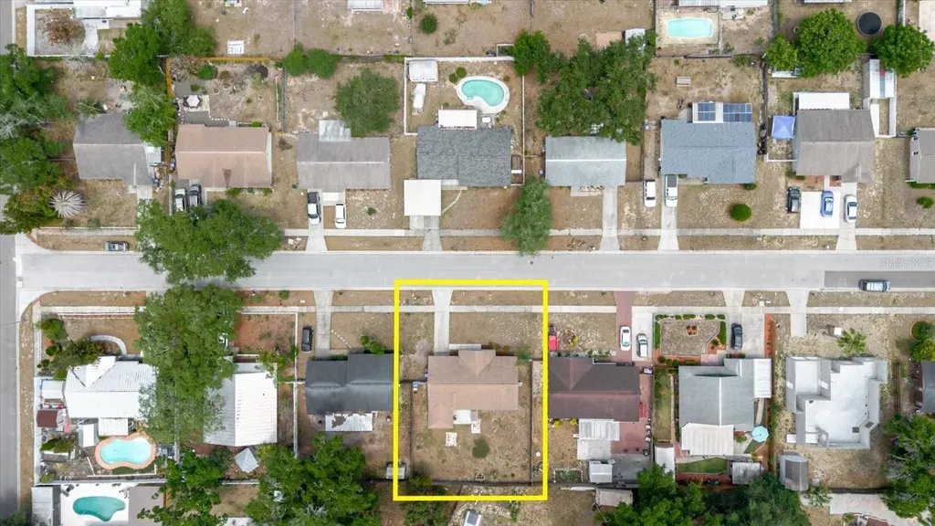 2207 Selkirk Street Valrico FL 33594