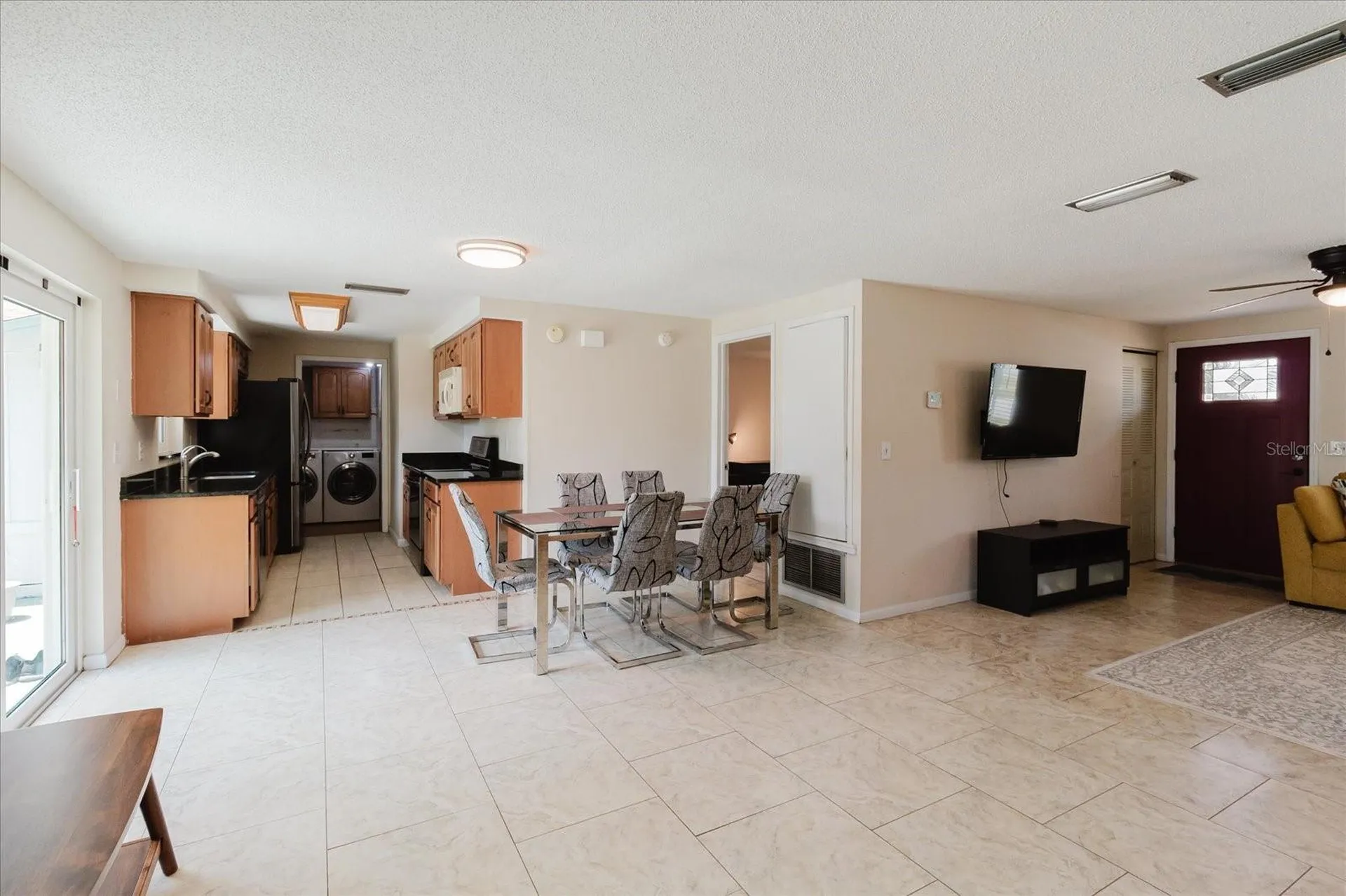 2207 Selkirk Street Valrico FL 33594