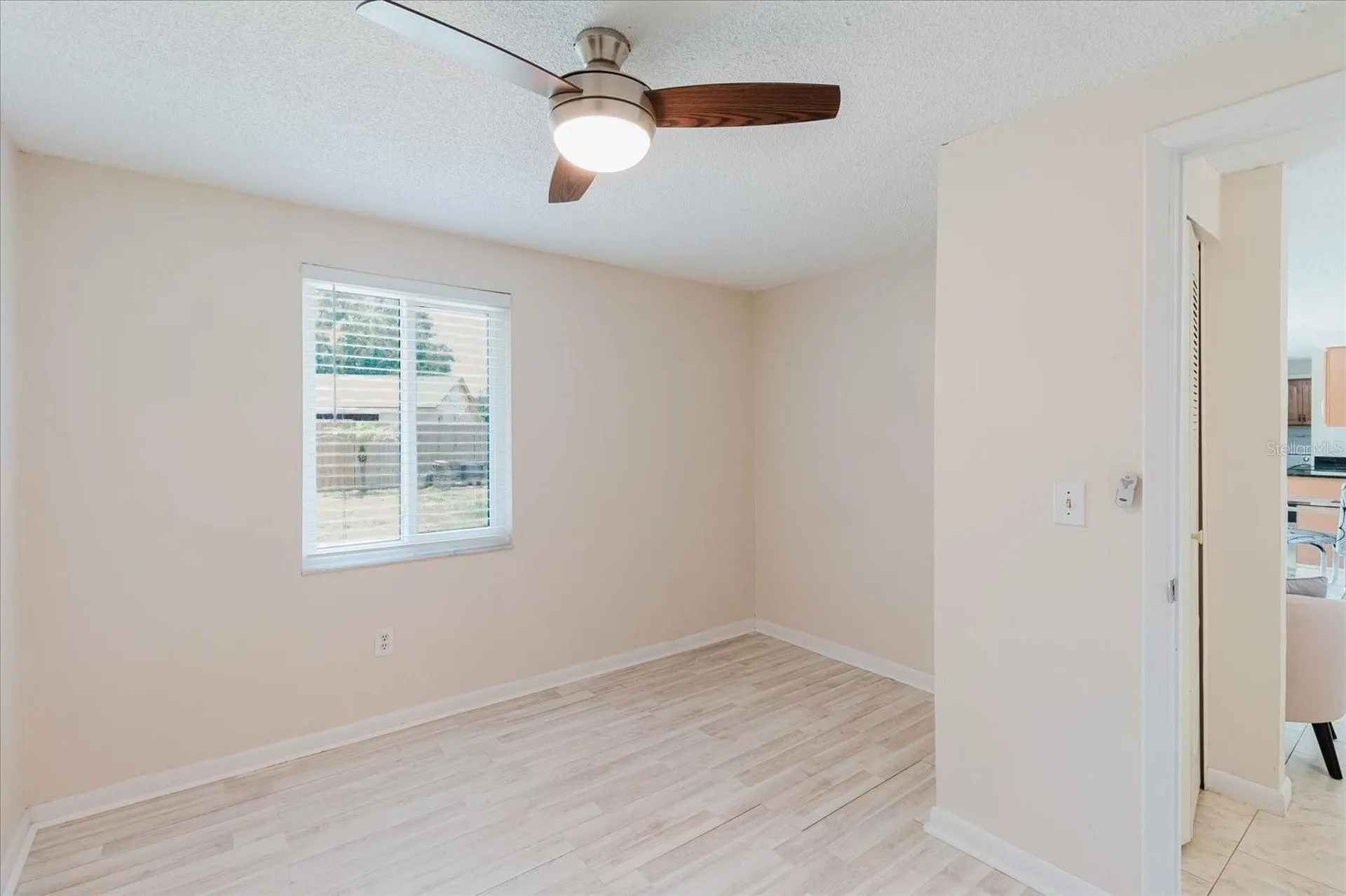 2207 Selkirk Street Valrico FL 33594