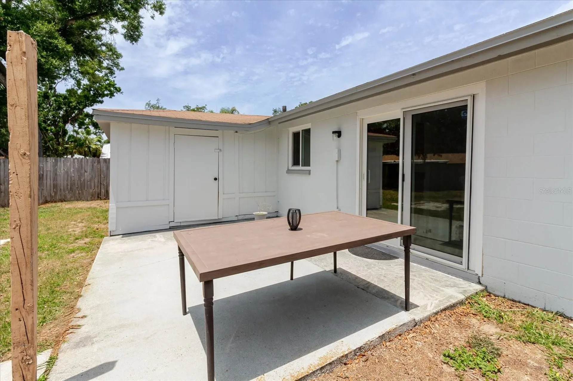 2207 Selkirk Street Valrico FL 33594