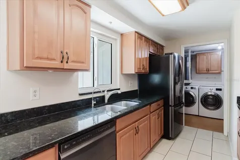 2207 Selkirk Street Valrico FL 33594