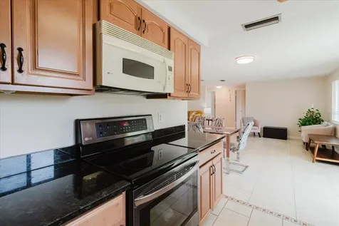2207 Selkirk Street Valrico FL 33594