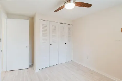 2207 Selkirk Street Valrico FL 33594