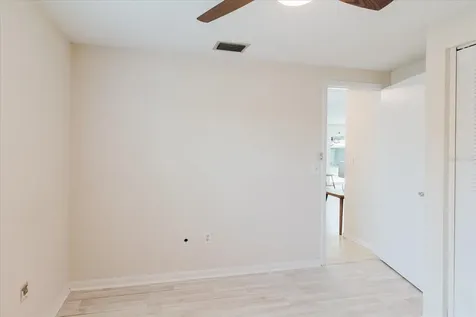 2207 Selkirk Street Valrico FL 33594