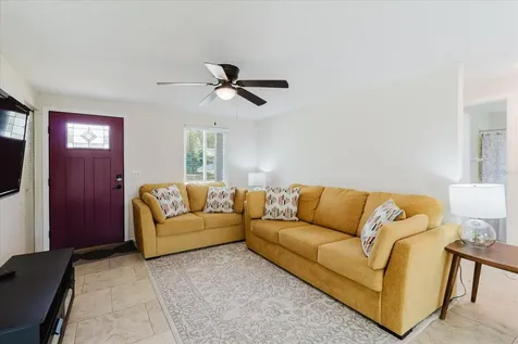 2207 Selkirk Street Valrico FL 33594