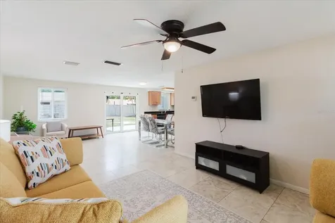 2207 Selkirk Street Valrico FL 33594