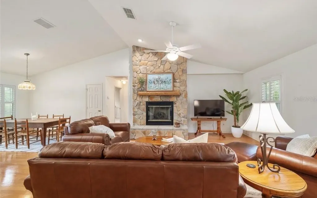 7330 NW 137th Avenue Morriston FL 32668
