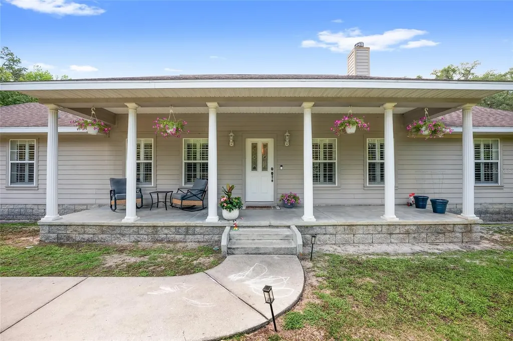 7330 NW 137th Avenue Morriston FL 32668