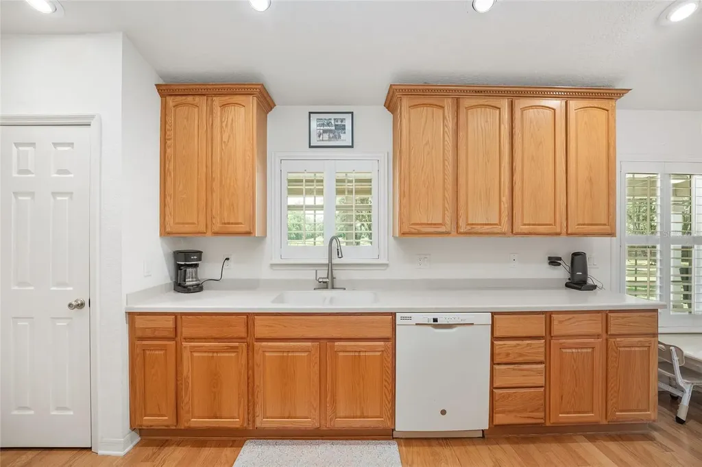 7330 NW 137th Avenue Morriston FL 32668