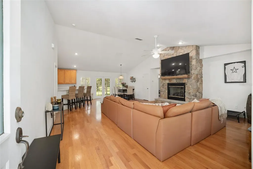 7330 NW 137th Avenue Morriston FL 32668