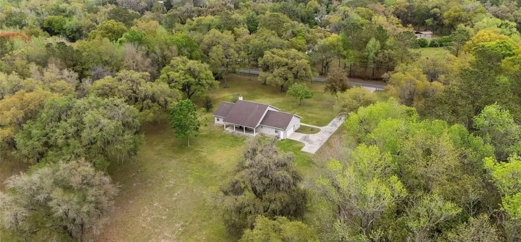 7330 NW 137th Avenue Morriston FL 32668