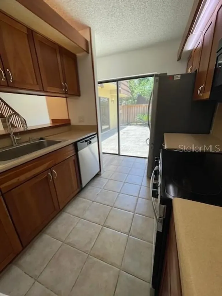 5269 Middle Court Orlando FL 32811