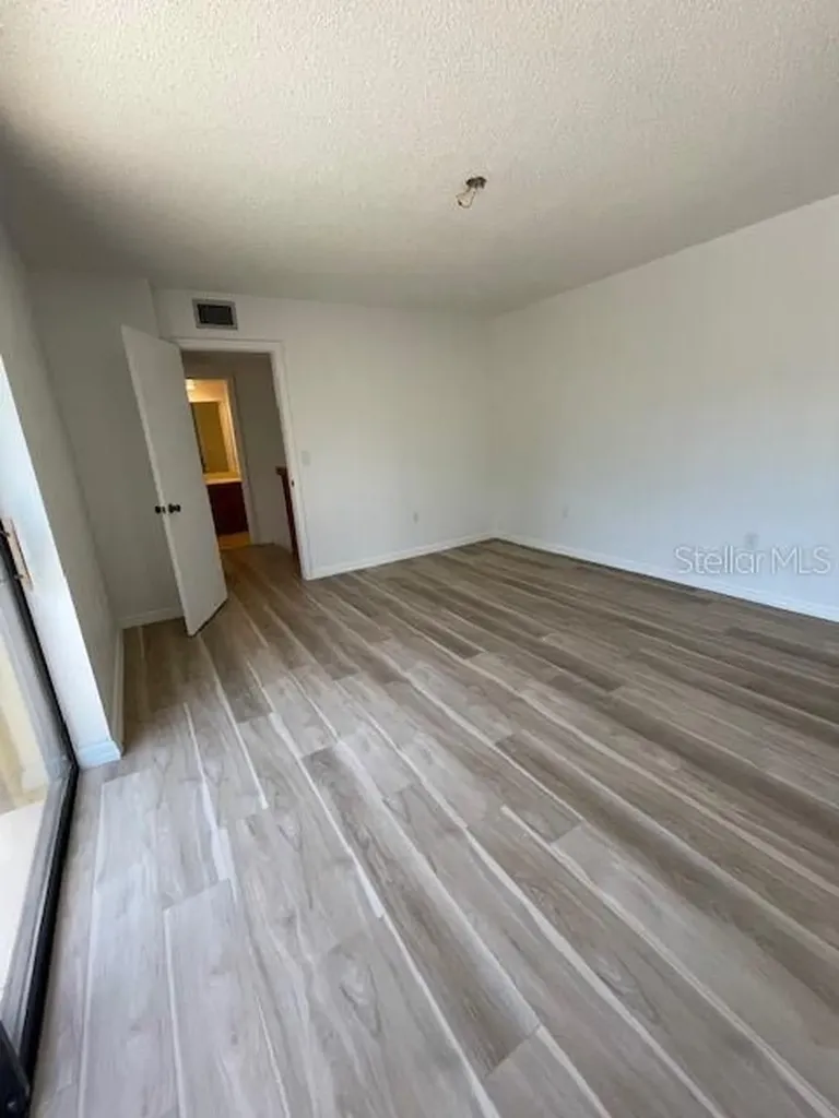5269 Middle Court Orlando FL 32811