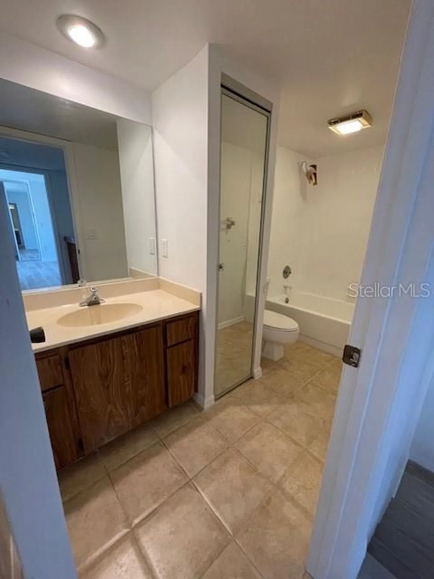 5269 Middle Court Orlando FL 32811