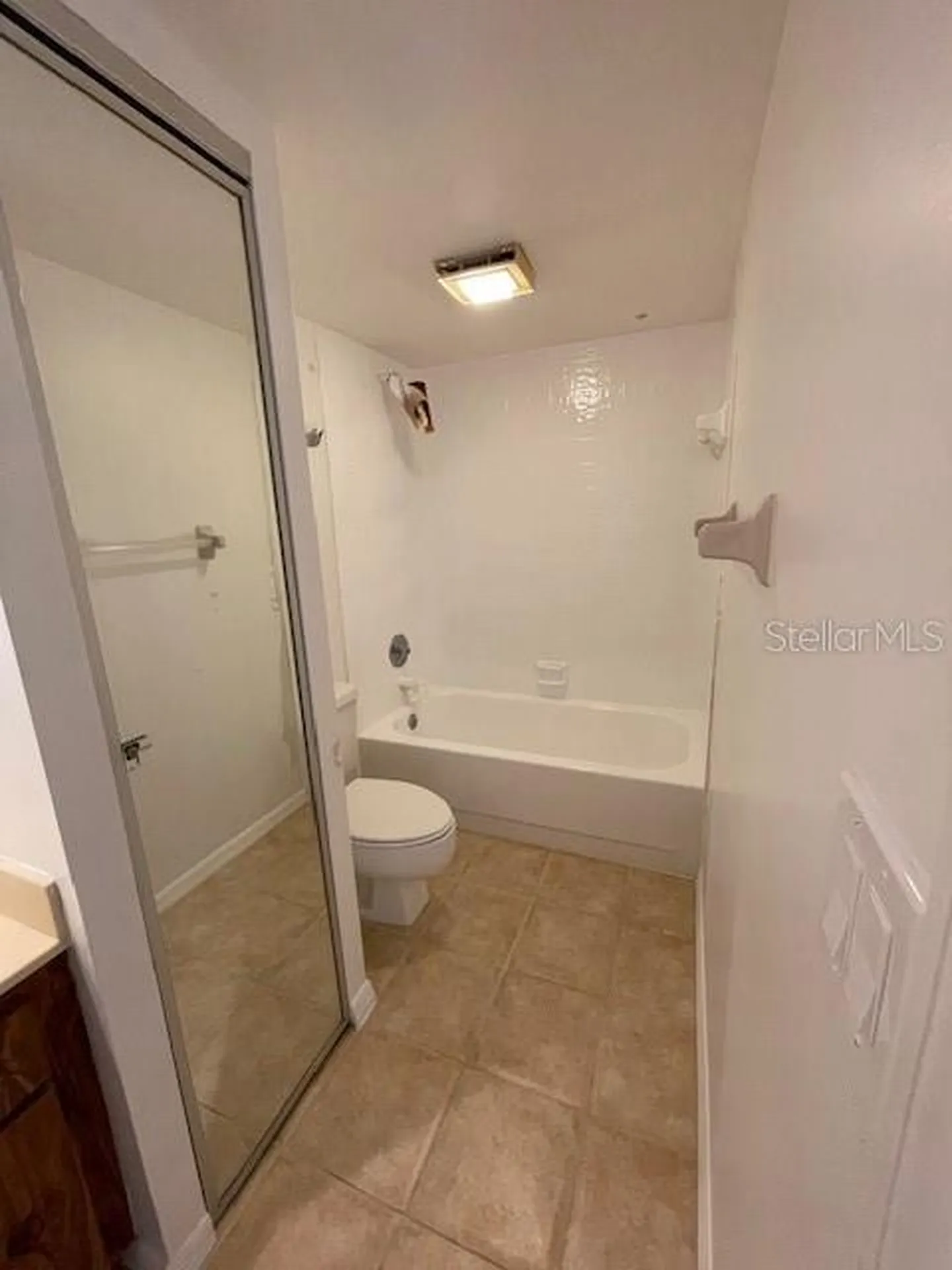 5269 Middle Court Orlando FL 32811