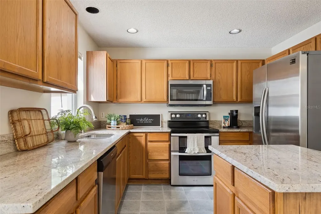 12620 Waterhaven Circle Orlando FL 32828