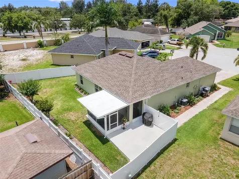 1019 Robin Lane Winter Haven FL 33884