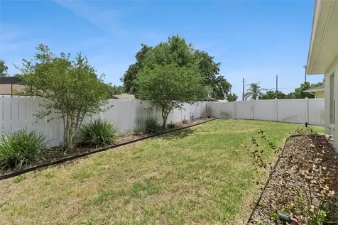 1019 Robin Lane Winter Haven FL 33884