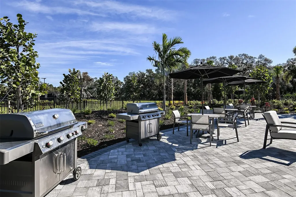 10577 Eclipse Street Sarasota FL 34241