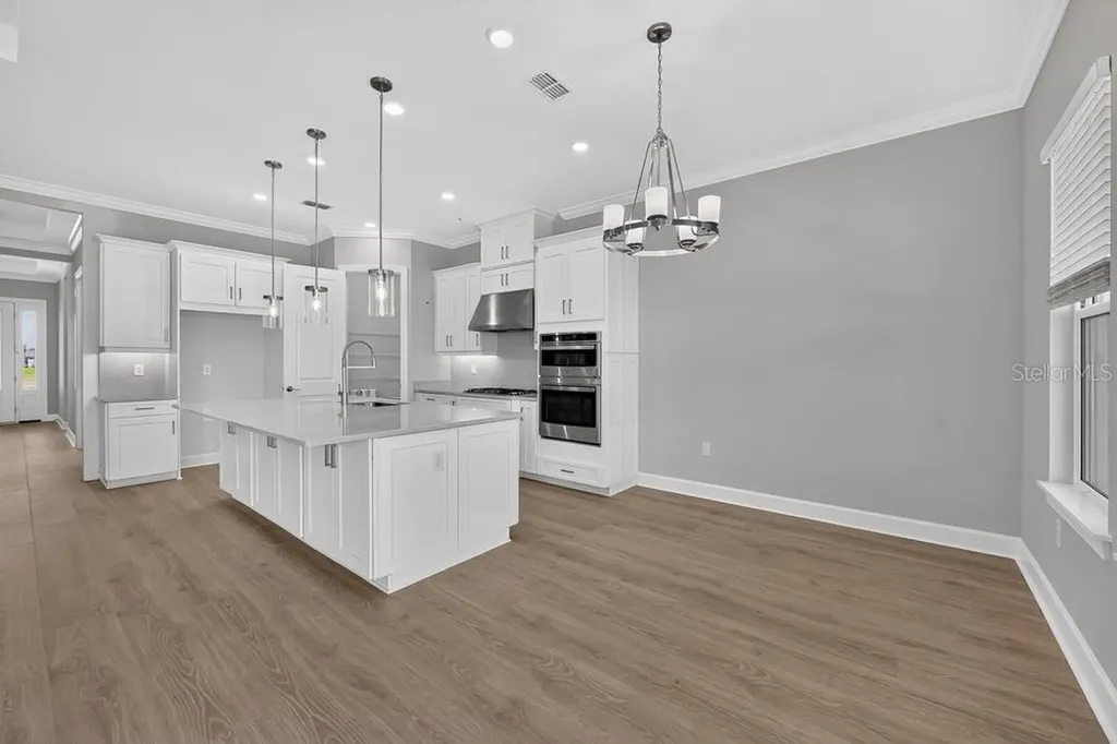 10577 Eclipse Street Sarasota FL 34241