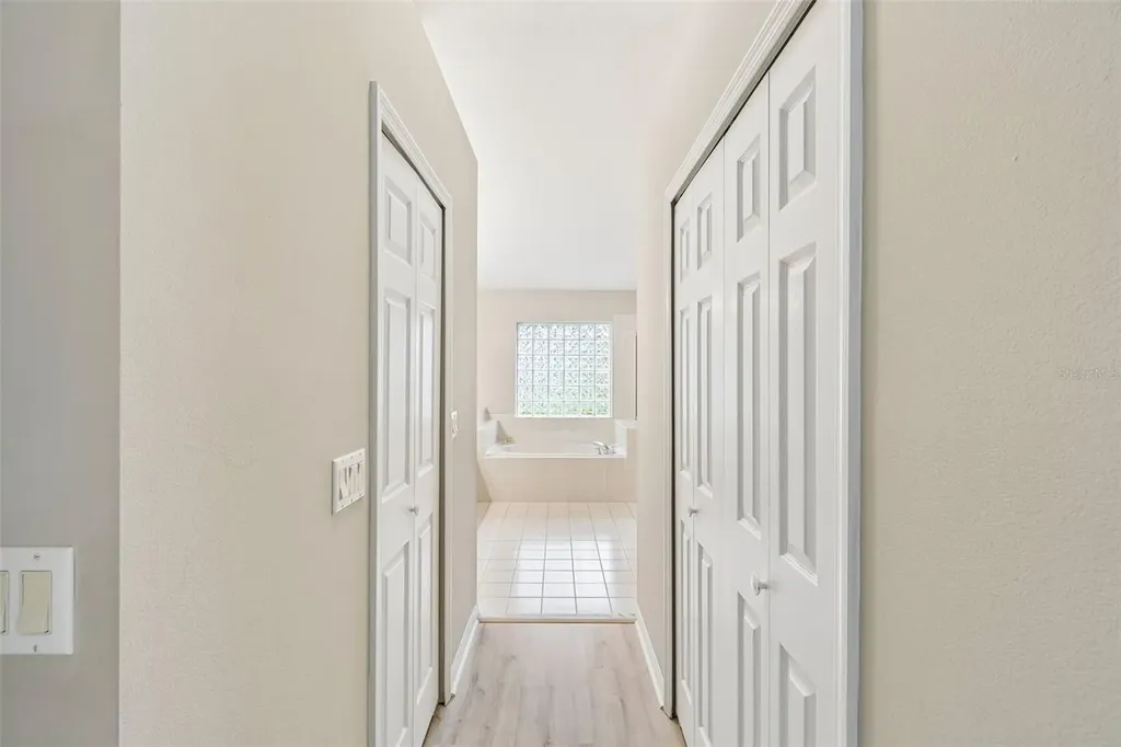 10212 Pointview Court Orlando FL 32836
