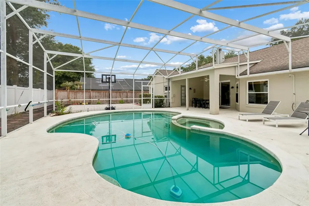 10212 Pointview Court Orlando FL 32836