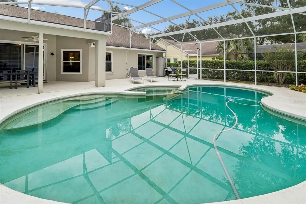 10212 Pointview Court Orlando FL 32836