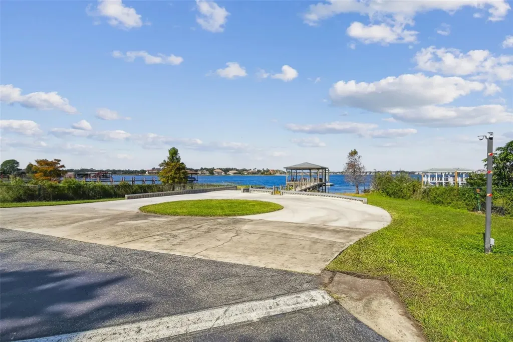 10212 Pointview Court Orlando FL 32836