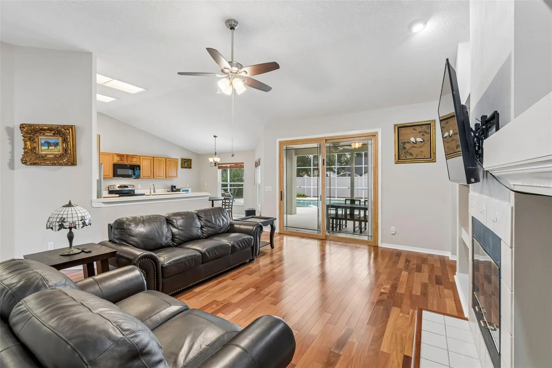 10212 Pointview Court Orlando FL 32836