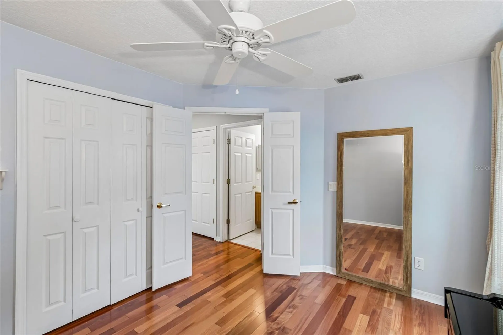 10212 Pointview Court Orlando FL 32836