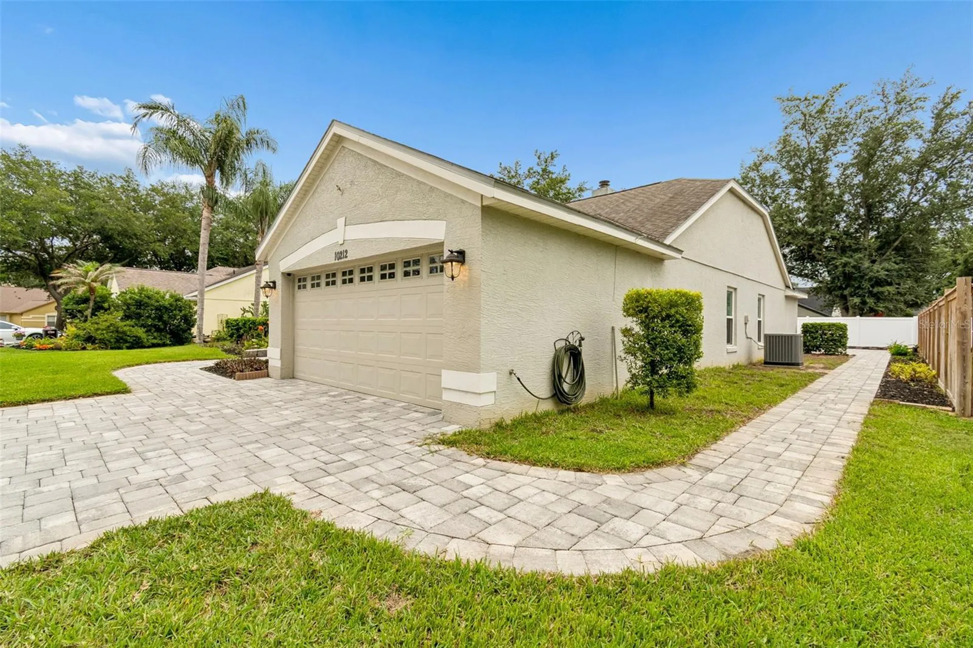 10212 Pointview Court Orlando FL 32836