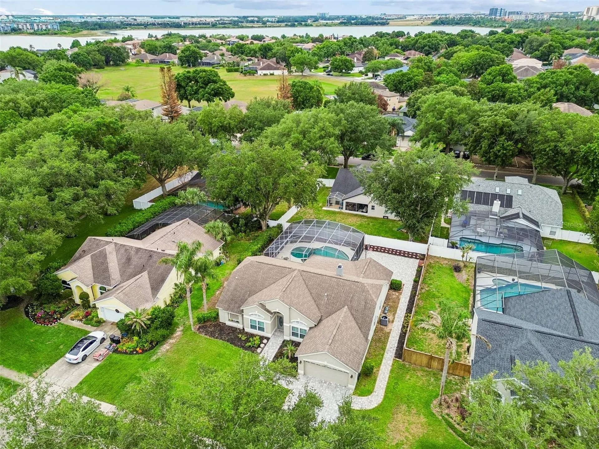 10212 Pointview Court Orlando FL 32836