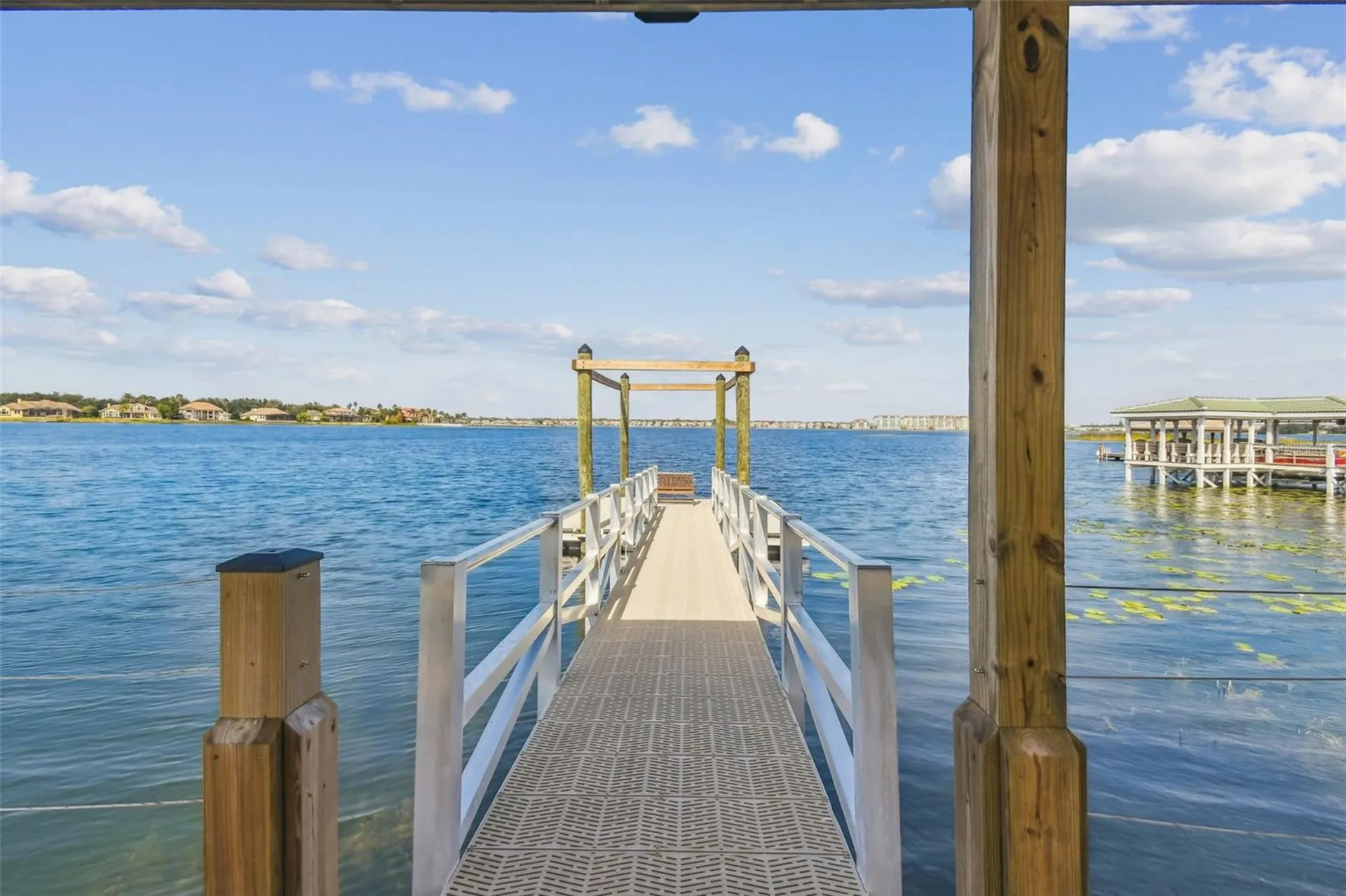 10212 Pointview Court Orlando FL 32836