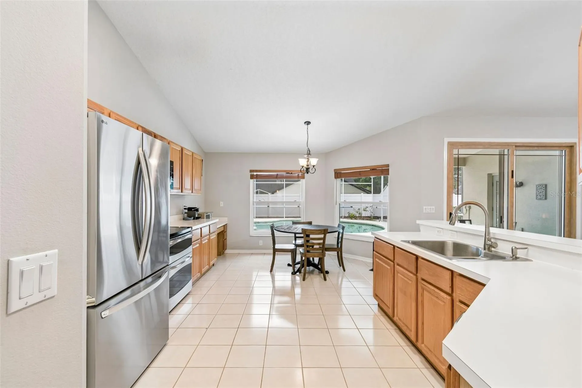 10212 Pointview Court Orlando FL 32836