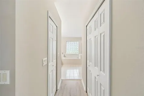 10212 Pointview Court Orlando FL 32836
