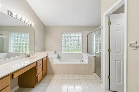 10212 Pointview Court Orlando FL 32836