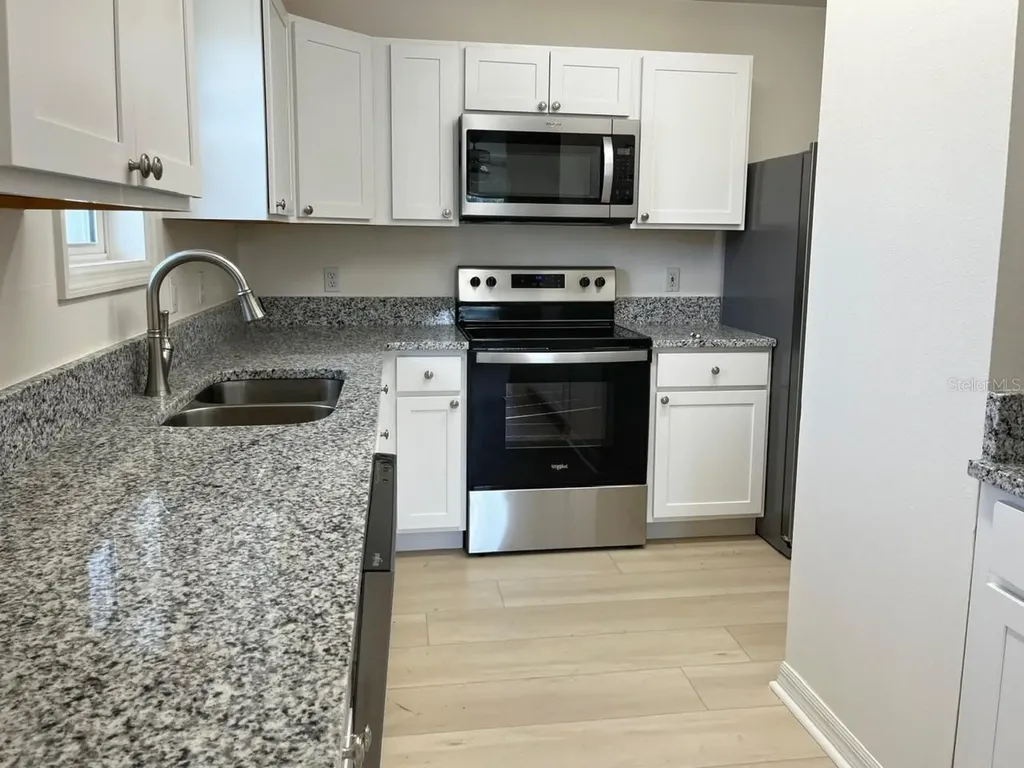 100 Charles Drive Nokomis FL 34275