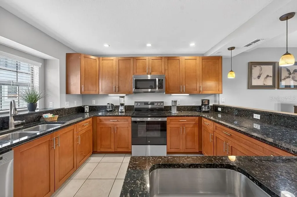 14525 Damai Lane Orlando FL 32821