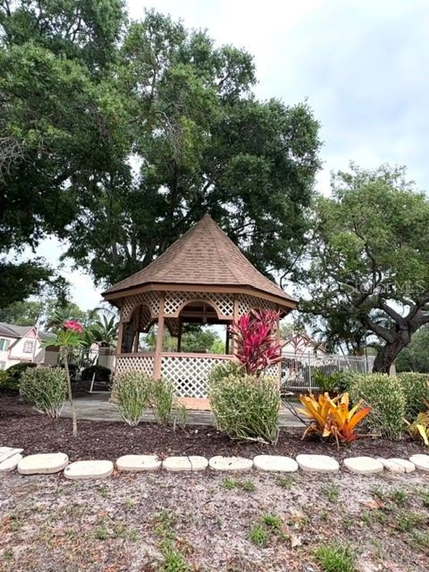 3204 Brigadoon Drive Clearwater FL 33759