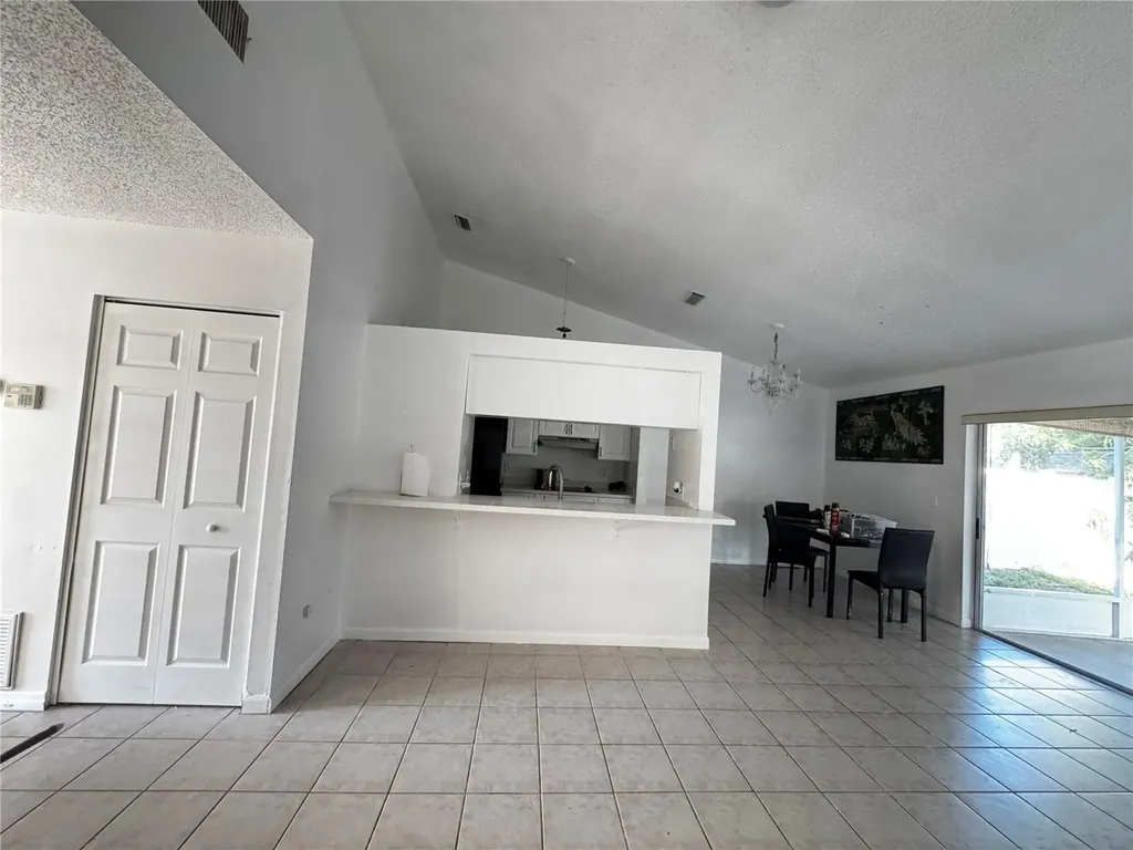 9213 Camino Villa Boulevard Tampa FL 33635