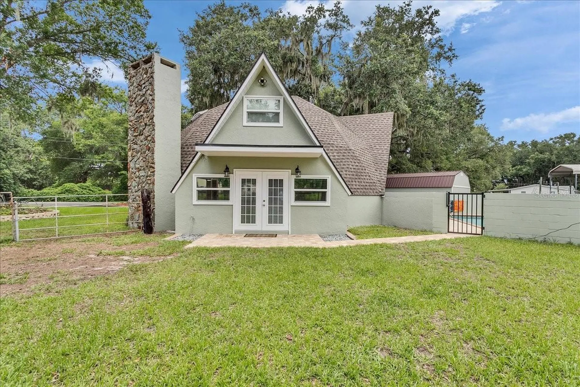 10424 Lyons Avenue Lithia FL 33547