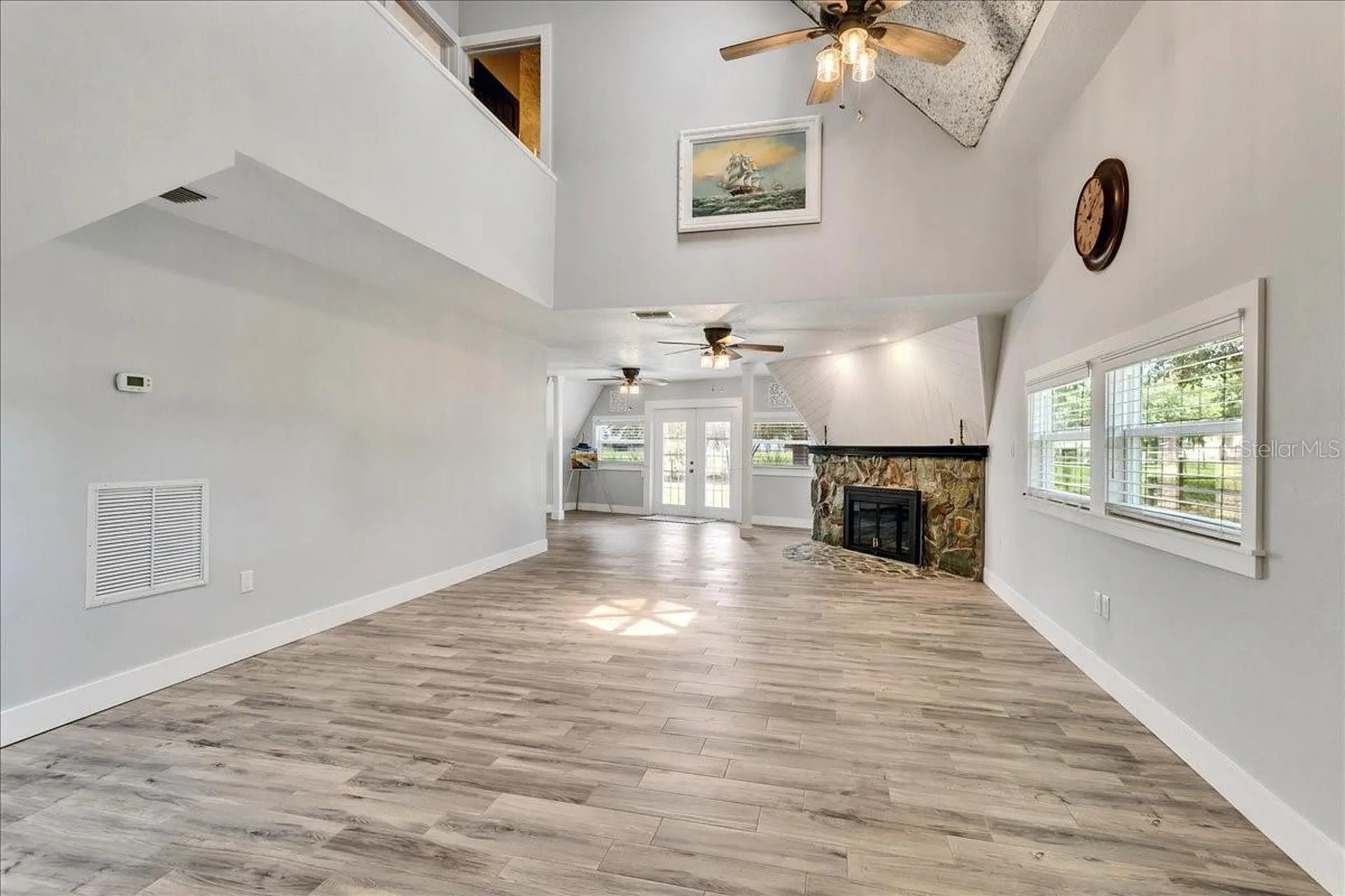 10424 Lyons Avenue Lithia FL 33547