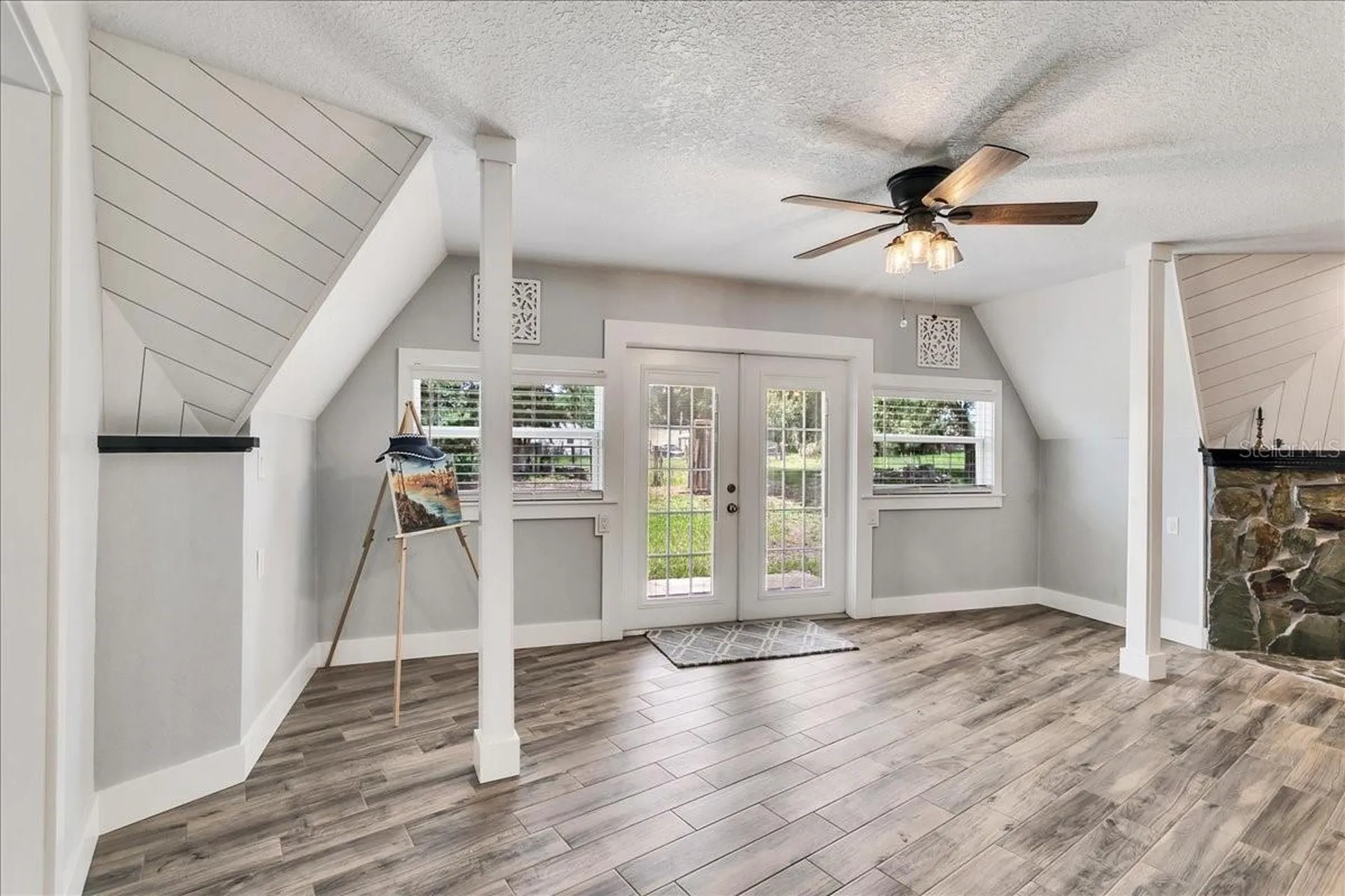 10424 Lyons Avenue Lithia FL 33547